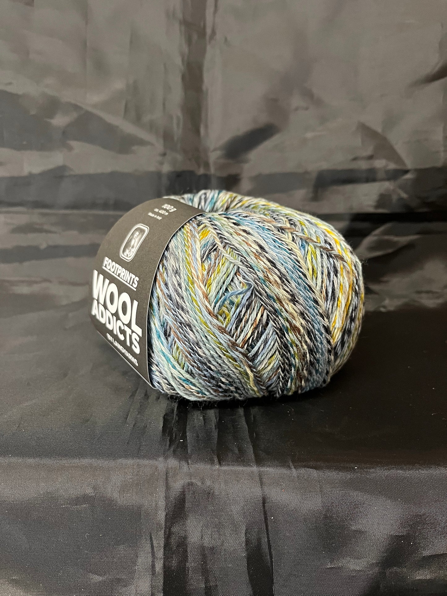 Wool Addicts Footprints